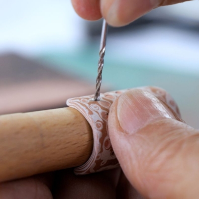 Ösenloch in Metal Clay bohren
